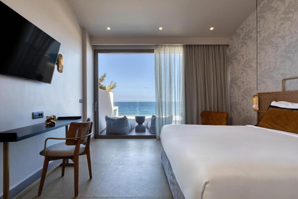 Фото Castello Boutique Suites 5*
