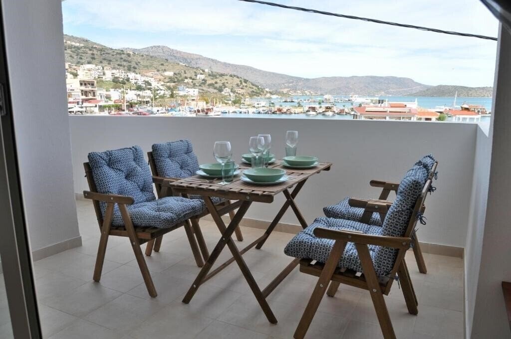 Готель Elounda Sea View Studios 3*