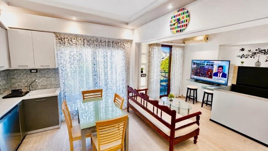 Изображение Atlantis Hotel 1*