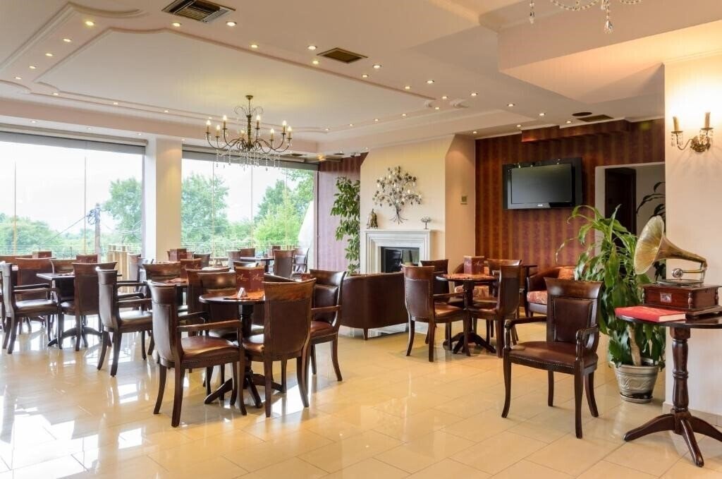 Зображення Athina 3*