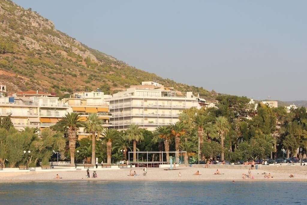 Готель Park Hotel Loutraki 4*
