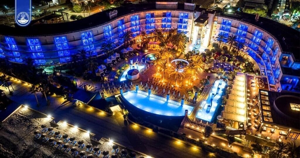 Отель Club Hotel Casino Loutraki 5*
