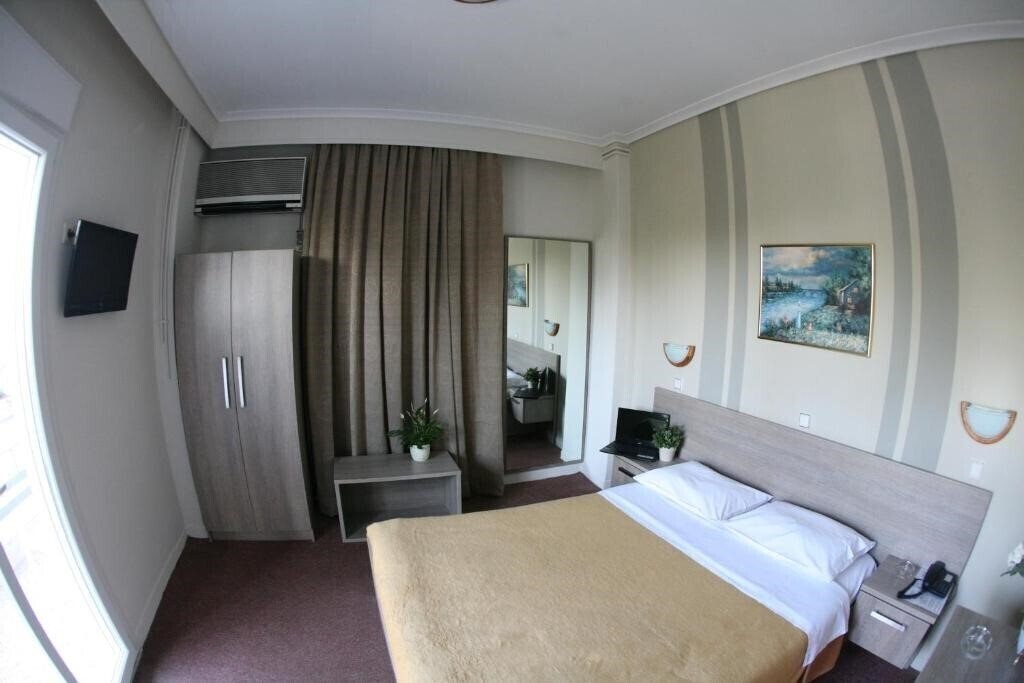 Отель Oceanis Hotel 3*