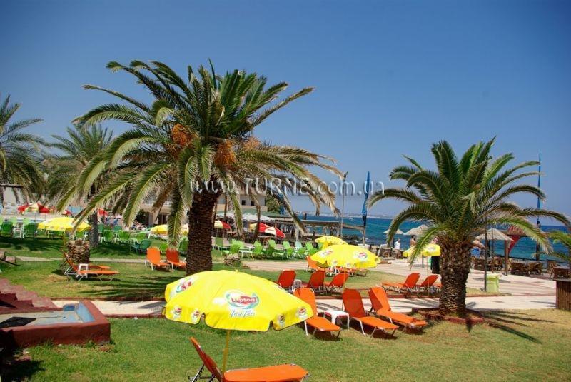 Готель Malia Resort Beach 3*