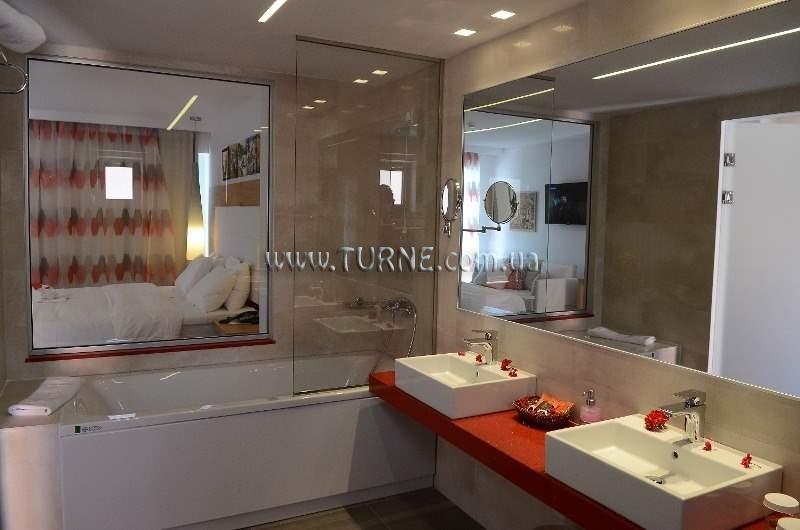 Фотографія High Beach Deluxe Bulding 4*