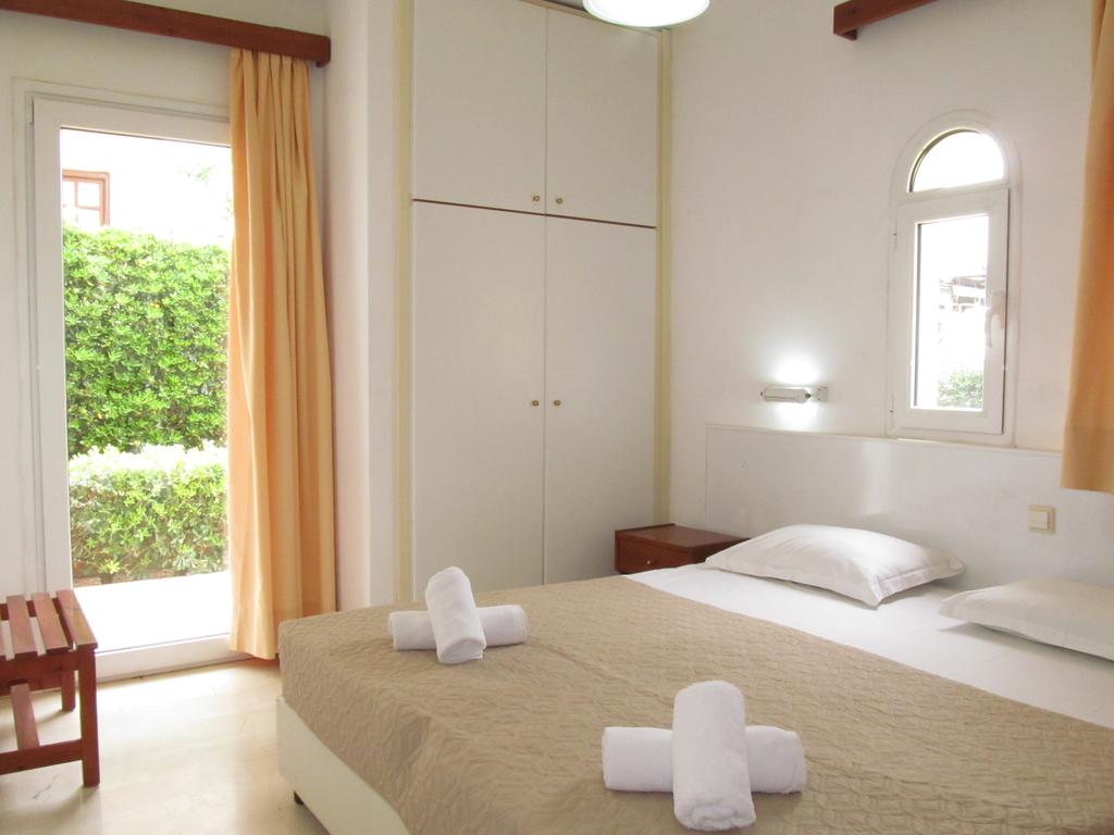 Фотографія Irini Studios 2*