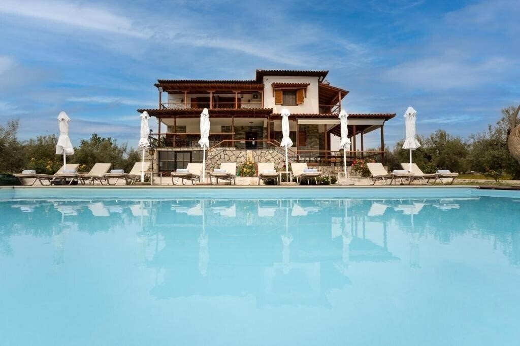 Готель KaliSun Pool House by Georgalas 4*