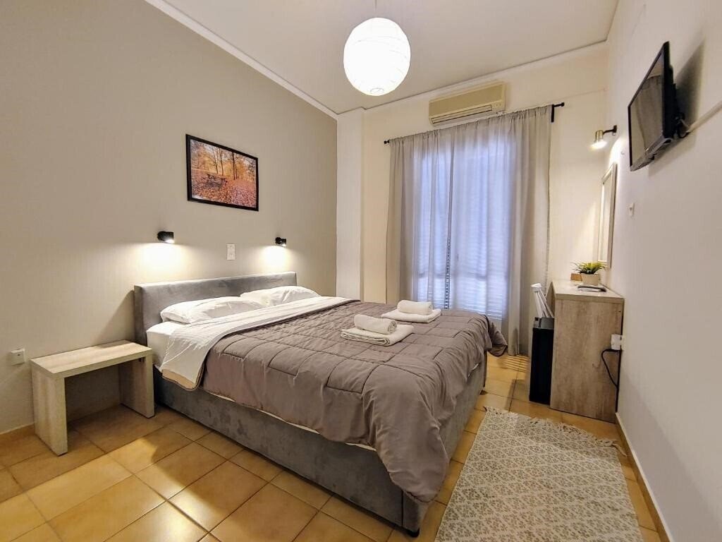 Отель Aegina Hotel 2*