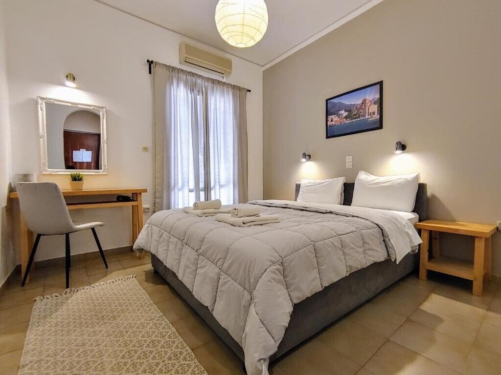 Изображение Aegina Hotel 2*