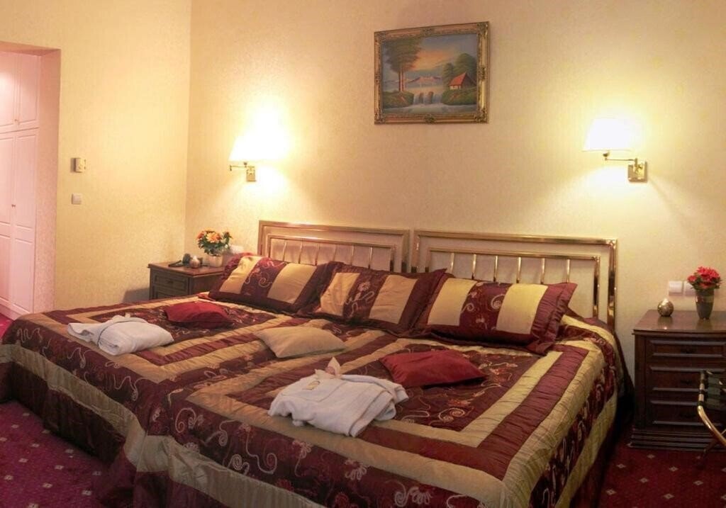 Отель Avra SPA Hotel 4*