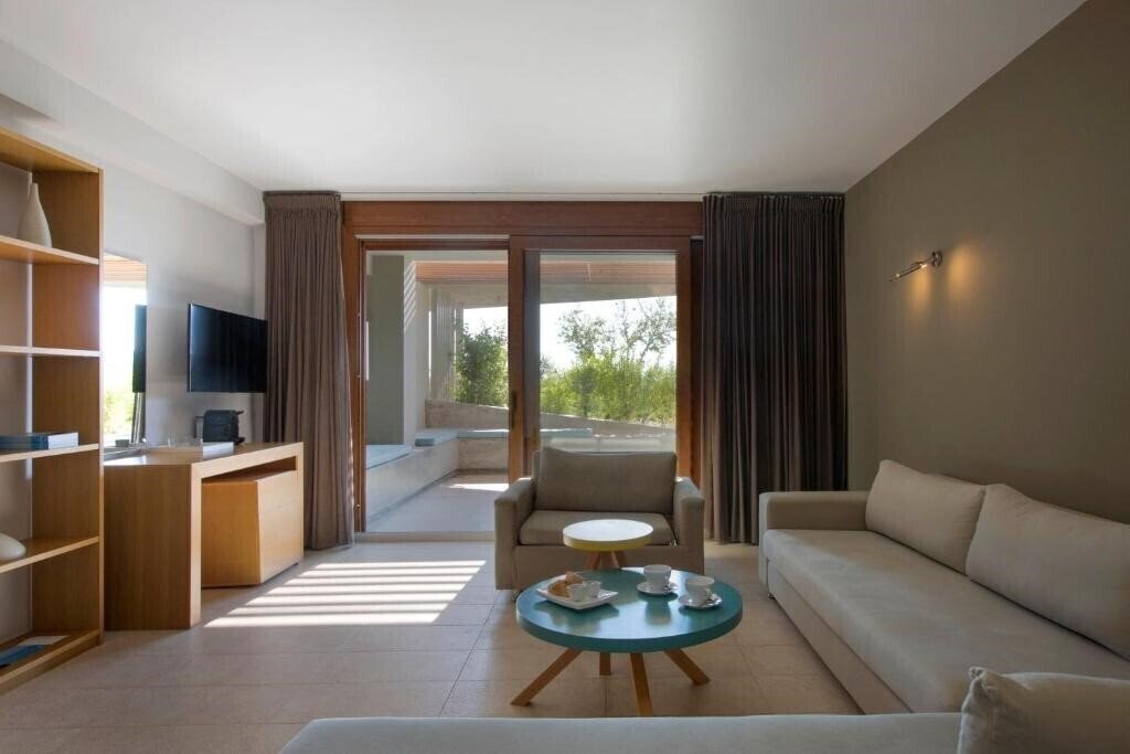 Картинка Thalatta Seaside 4*