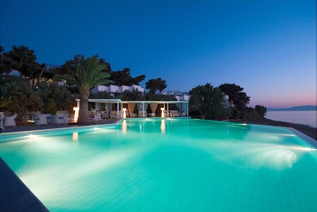 Изображение Venus Beach Hotel 3*