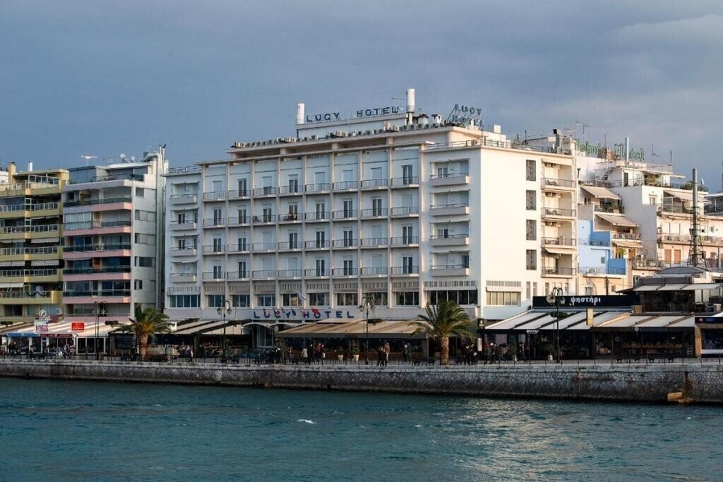 Фотография Lucy Hotel 3*