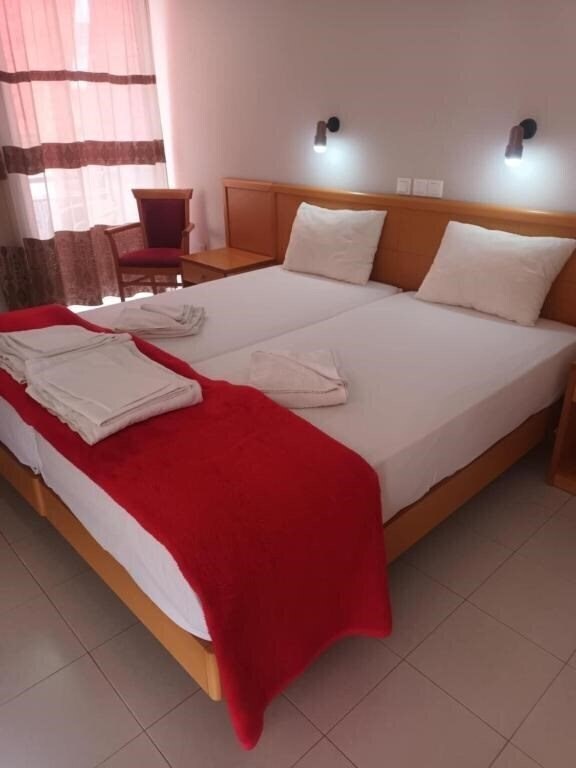 Готель Diethnes Hotel 2*