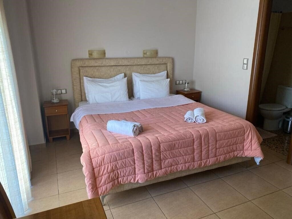 Фотографія Alkystis Hotel 2*
