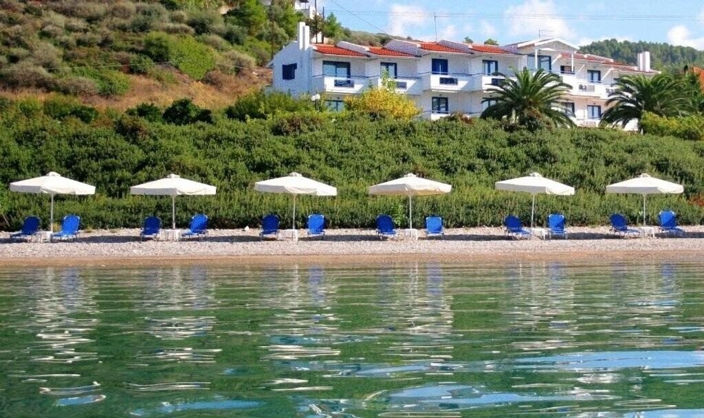 Готель Agnadi Hotel 2*