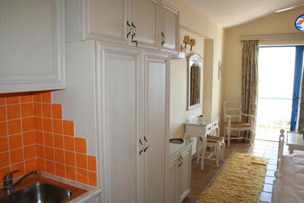 Фотографія Agnadi Hotel 2*