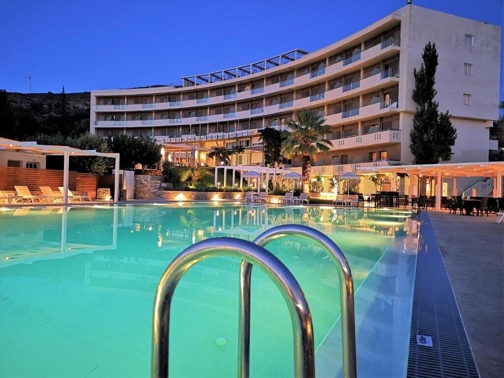 Отель Marmari Bay 3*