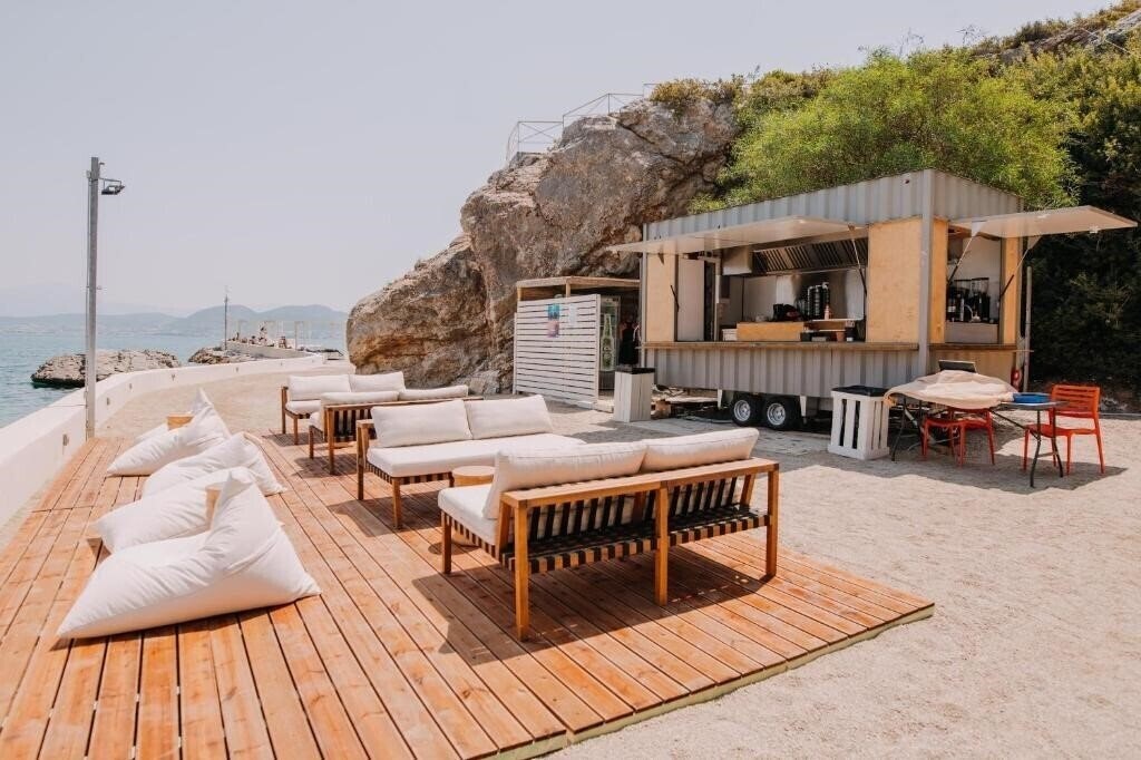 Фотография Brown Beach Chalkida, a Member of Brown Hotels 4*