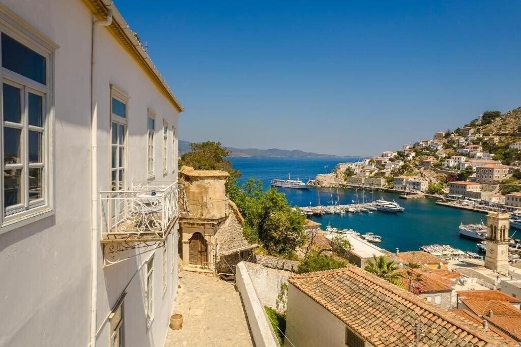 Отель Hydra Hotel 4*