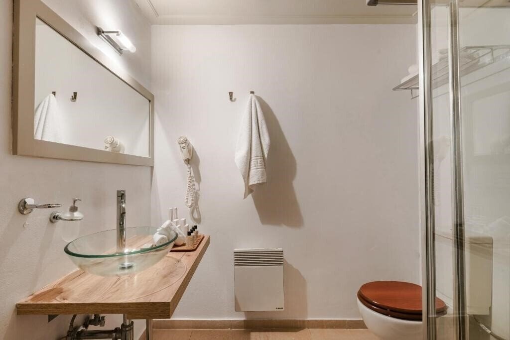 Изображение Hydra Hotel 4*