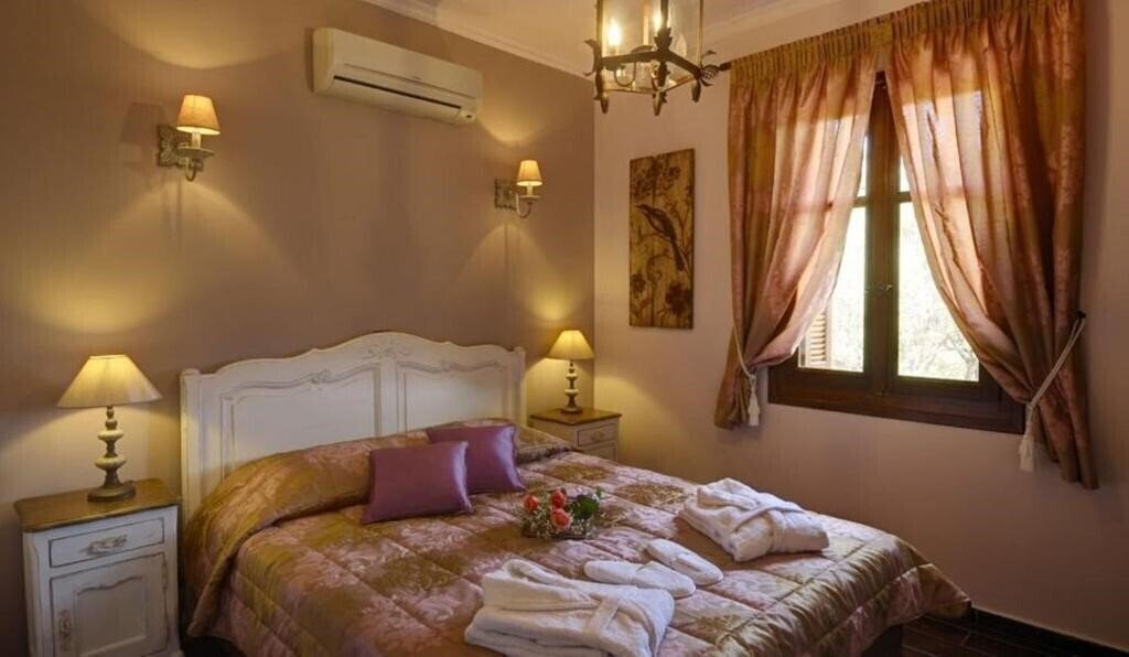 Фото Adastra Ithaca Luxury Suites апартаменты