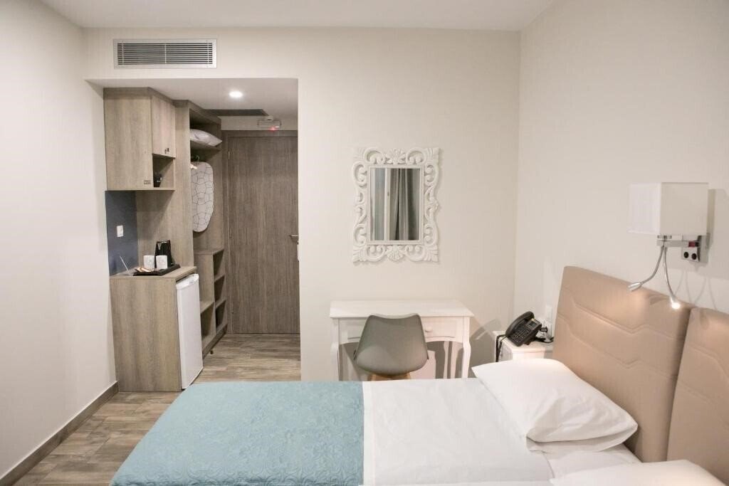 Изображение Hyperion Hotel Kalymnos 3*