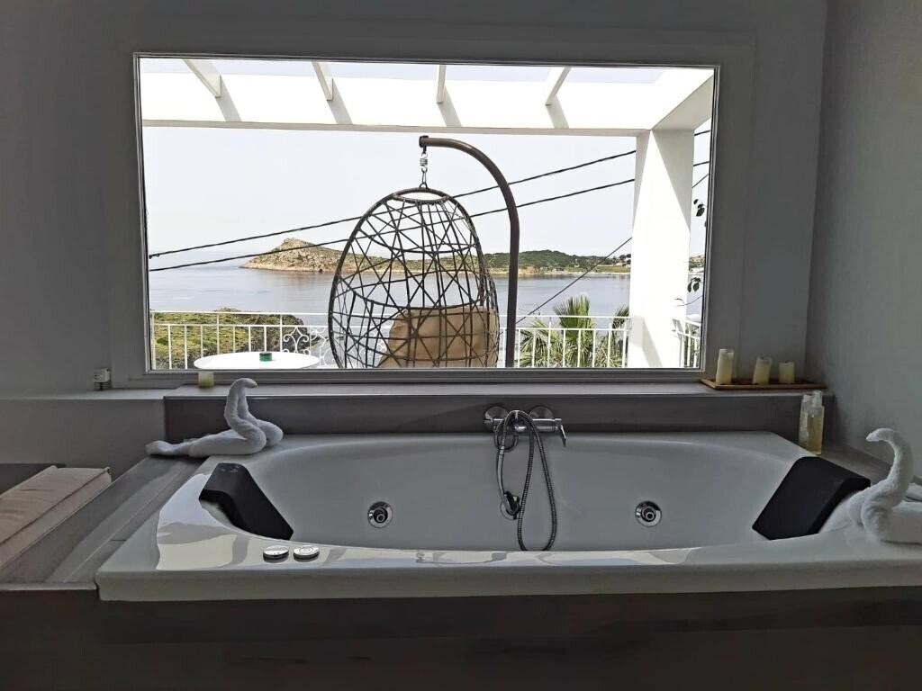 Картинка Hyperion Hotel Kalymnos 3*