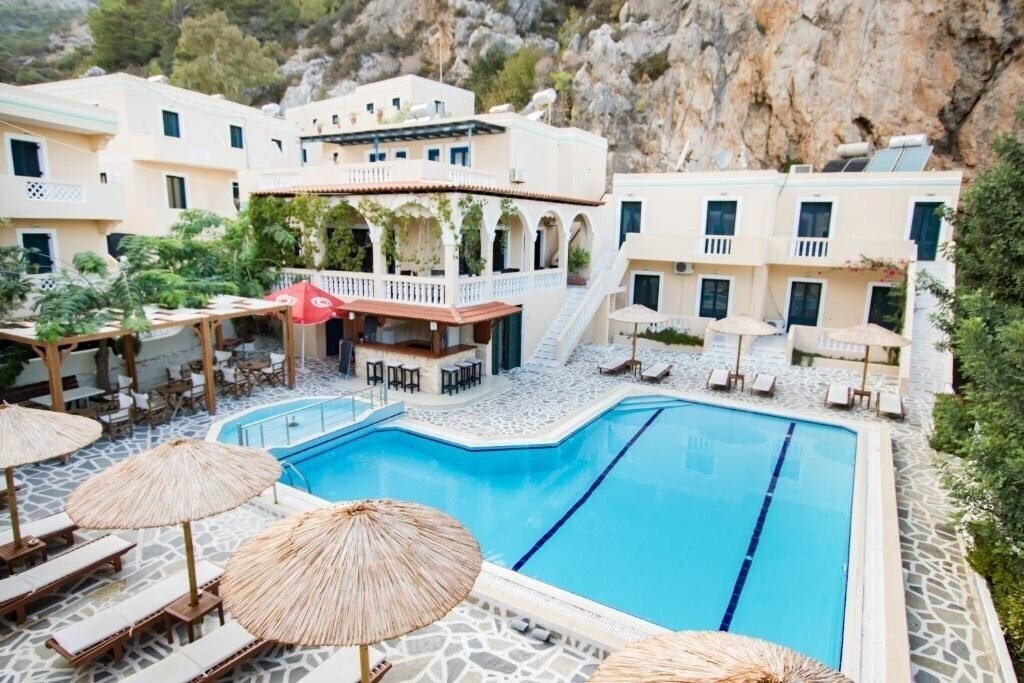 Отель Kyra Panagia 3*
