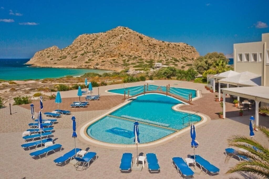 Отель Royal Beach Hotel 4*