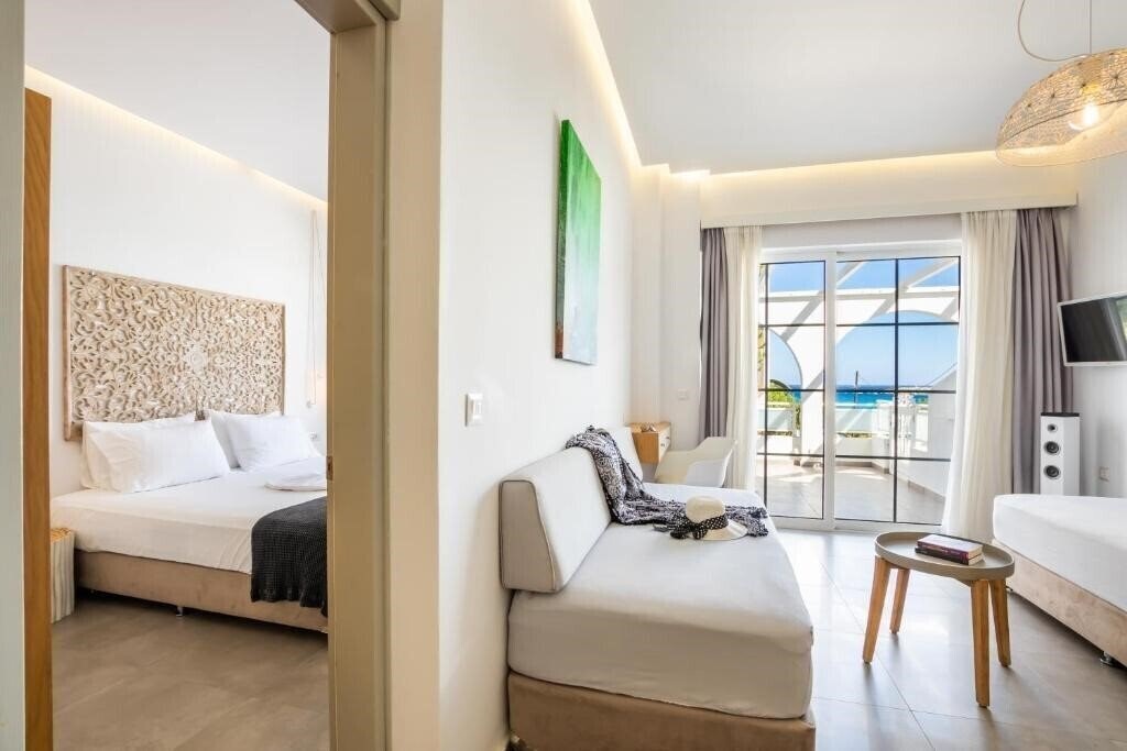 Фото Alos Suites 3*