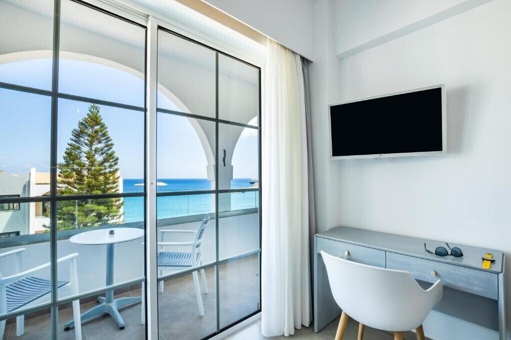 Картинка Alos Suites 3*