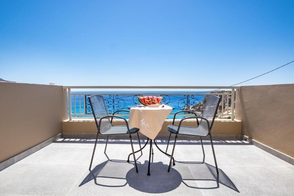 Отель Apolis Beachscape Hotel 4*