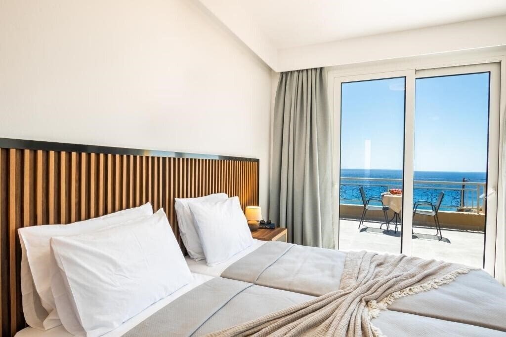 Фото Apolis Beachscape Hotel 4*