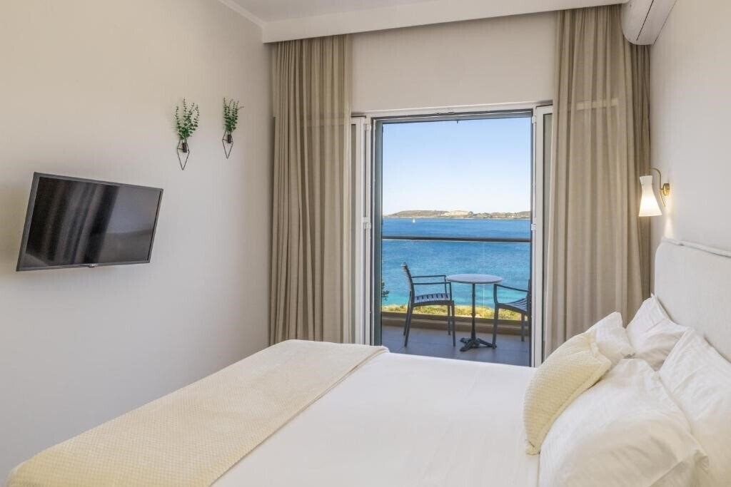 Фотографія Limanaki Hotel 3*