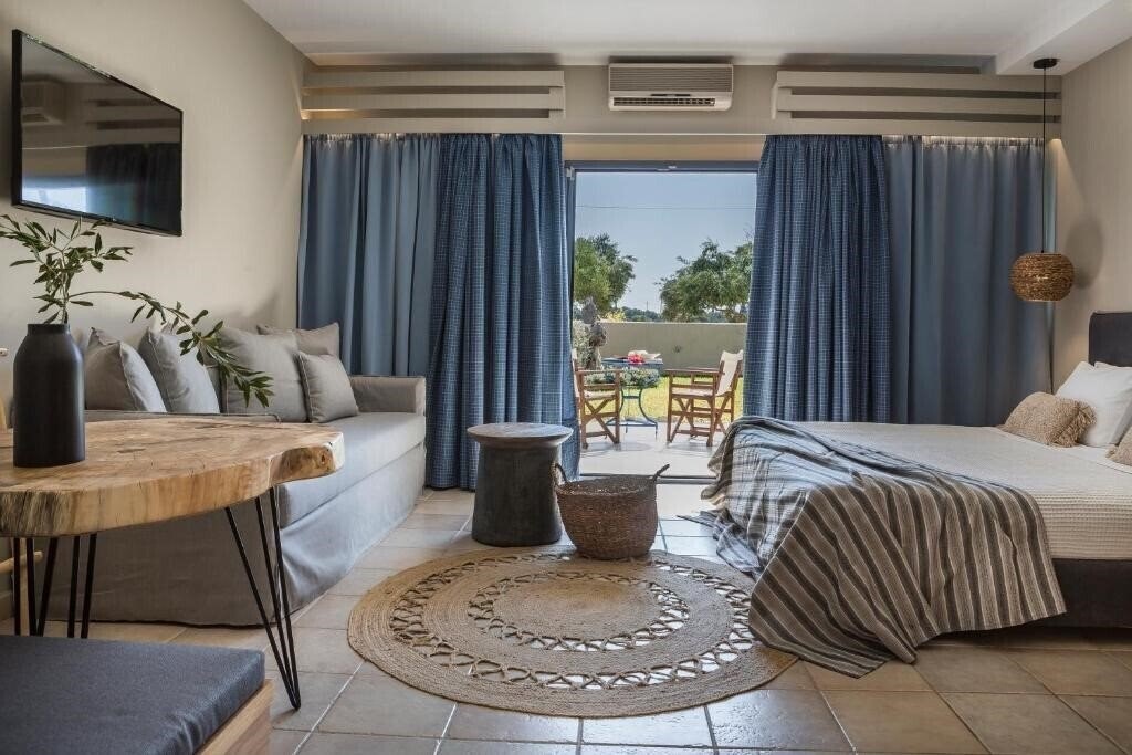Фото Avithos Resort 4*