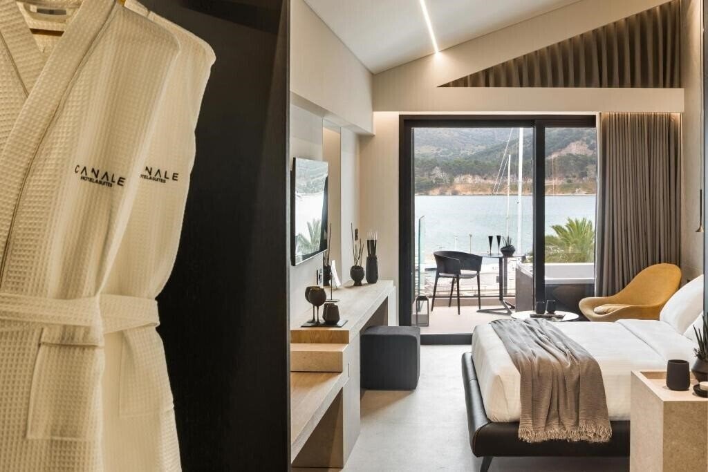 Фото Canale Hotel & Suites 4*