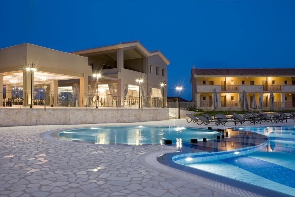 Готель The Magnolia Resort 4*