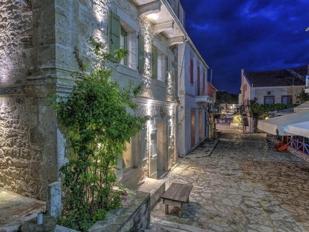 Изображение Fiscardonna Luxury Suites 4*