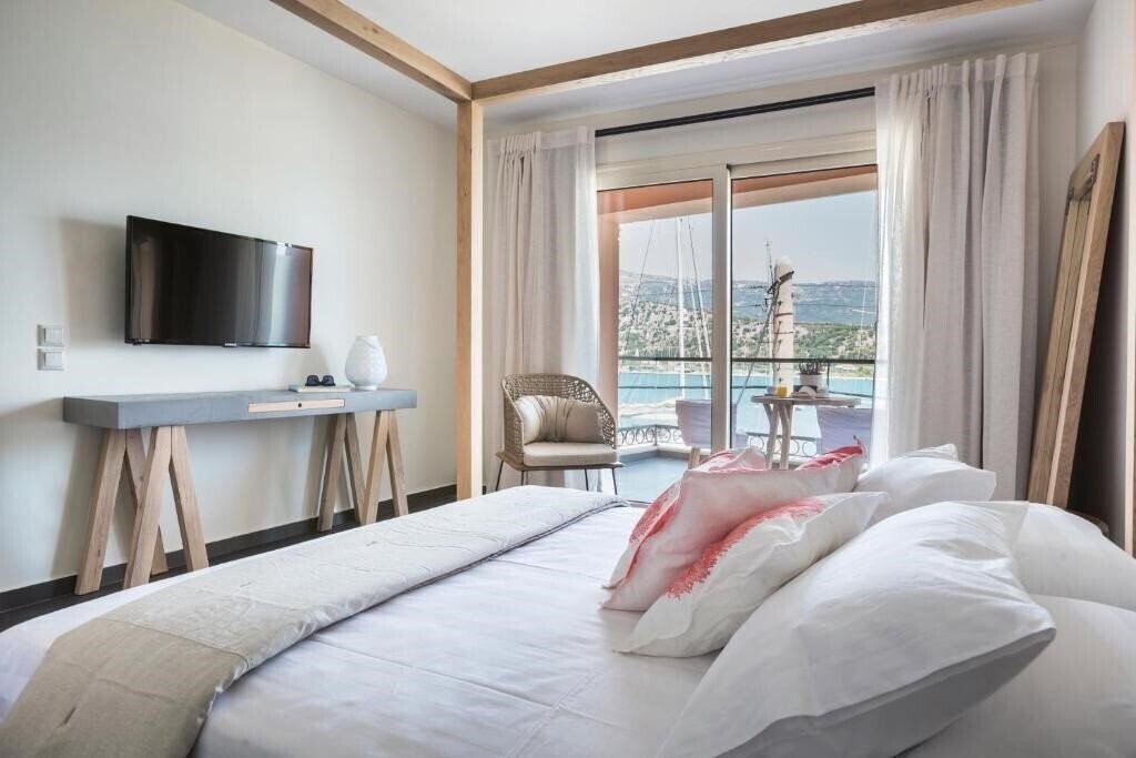 Фотография Argostoli Marina Suites 3*