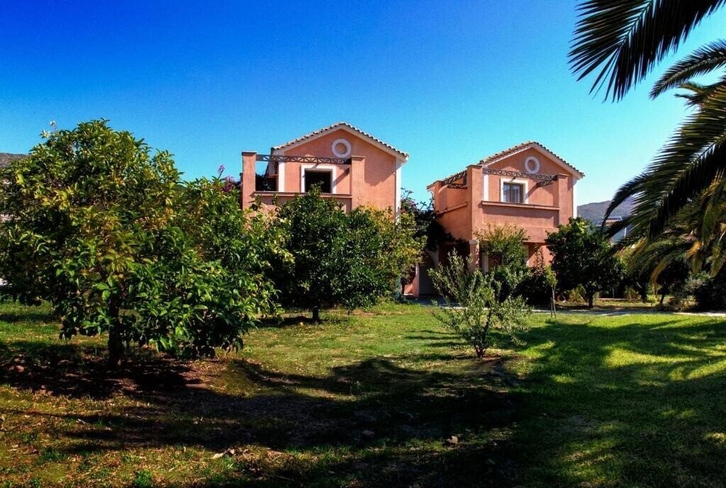 Отель Efrosini Village 3*