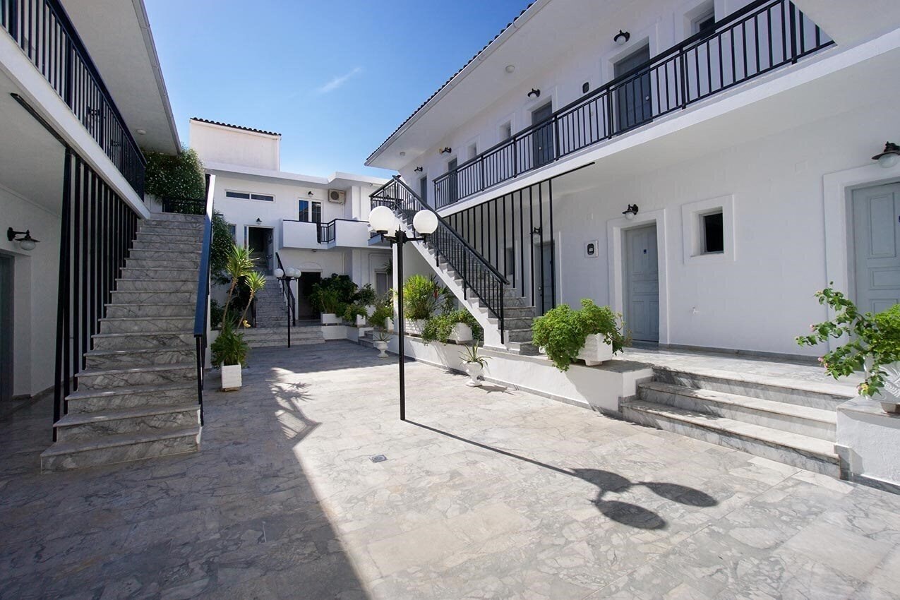 Фотография Athina 3*