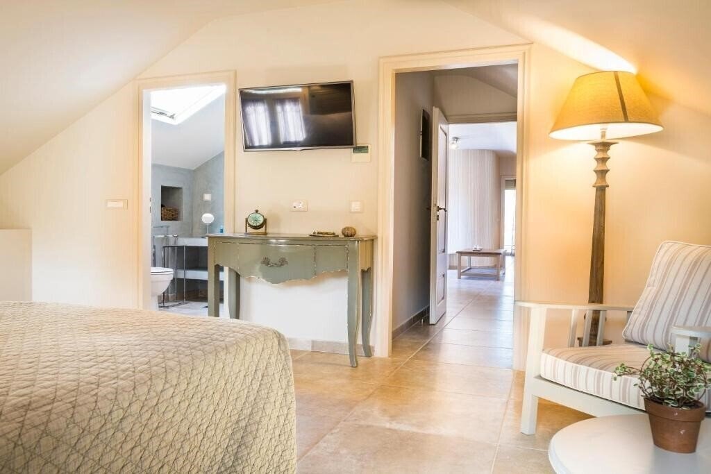 Изображение Almyra Hotel Fiskardo 3*