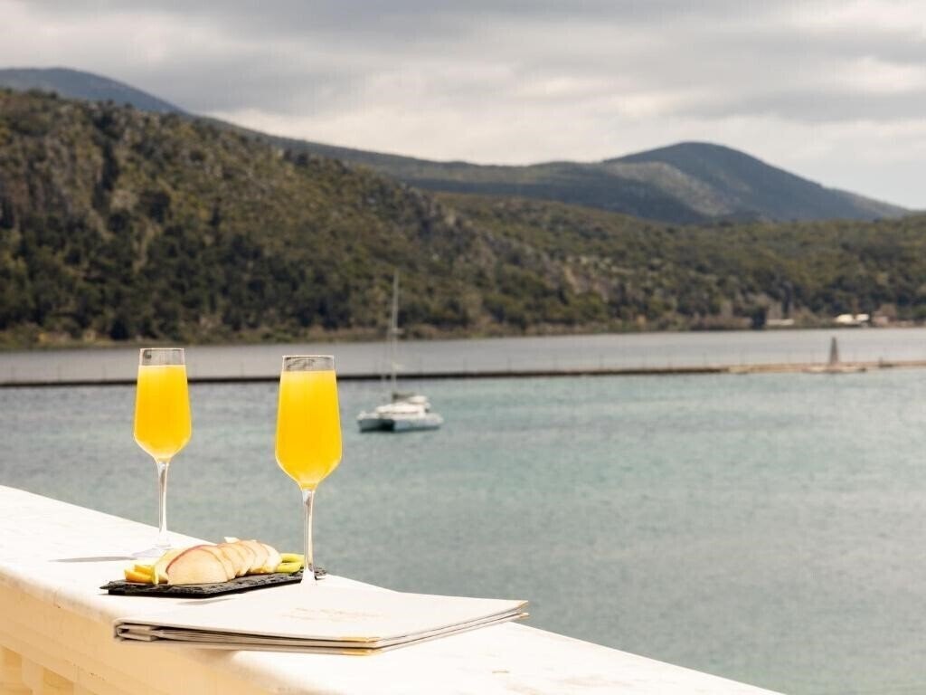 Отель The Alley Hotel Kefalonia 4*