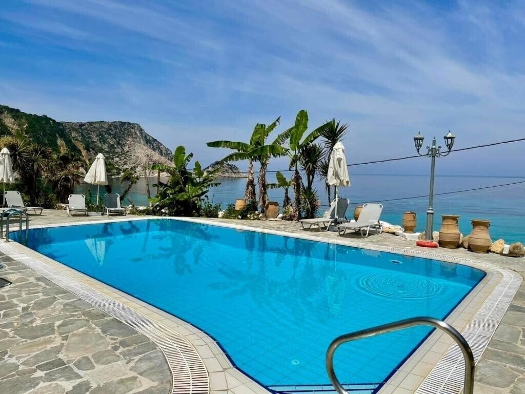 Изображение Petani Beach Suites 3*