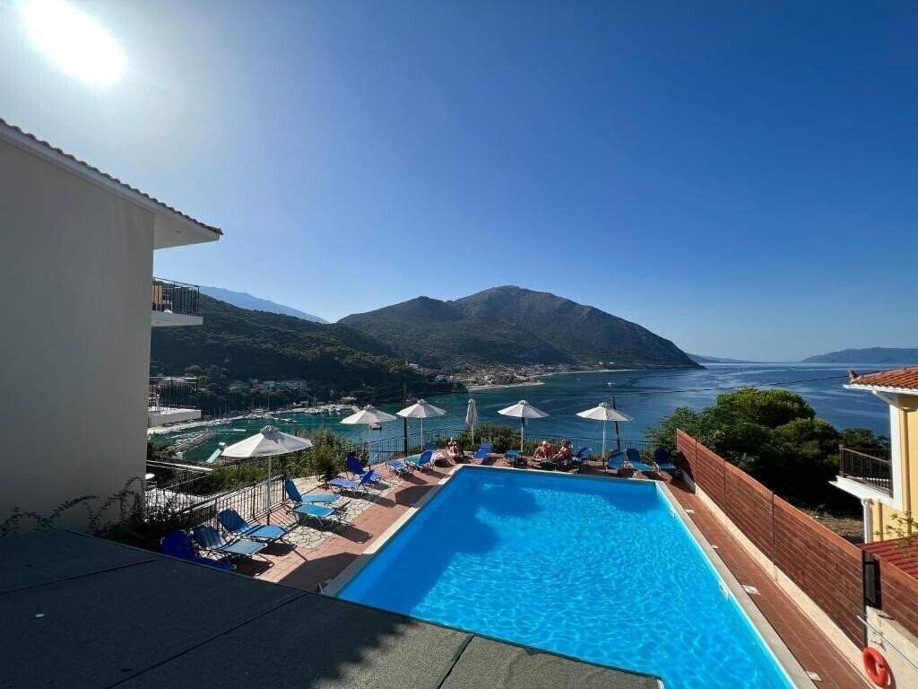 Фотографія Oceanis Hotel (Poros) 3*