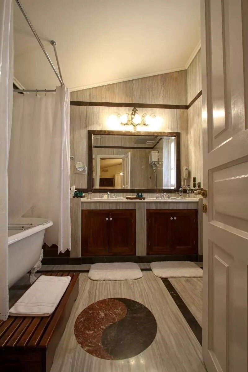 Фотографія Argentikon Luxury Suites 5*