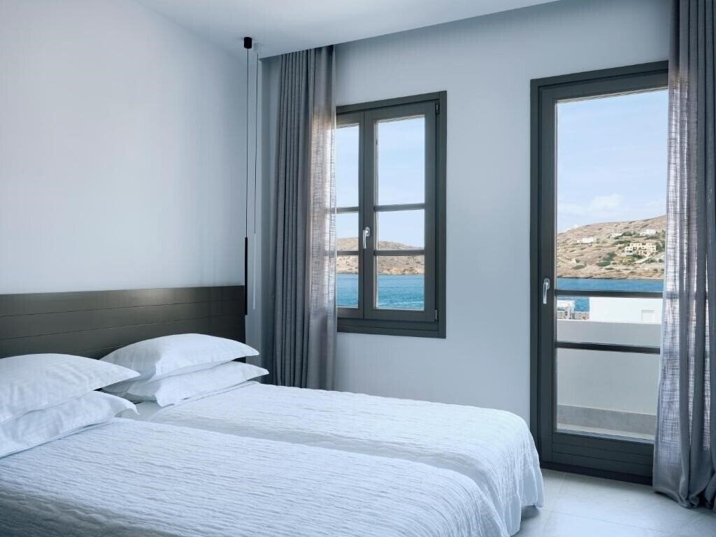 Отель Acteon Hotel 2*