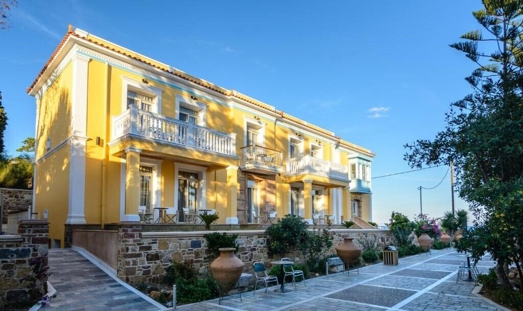 Картинка Grecian Castle 4*