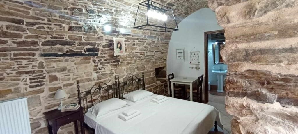 Отель Vouno Village Apartments 3*